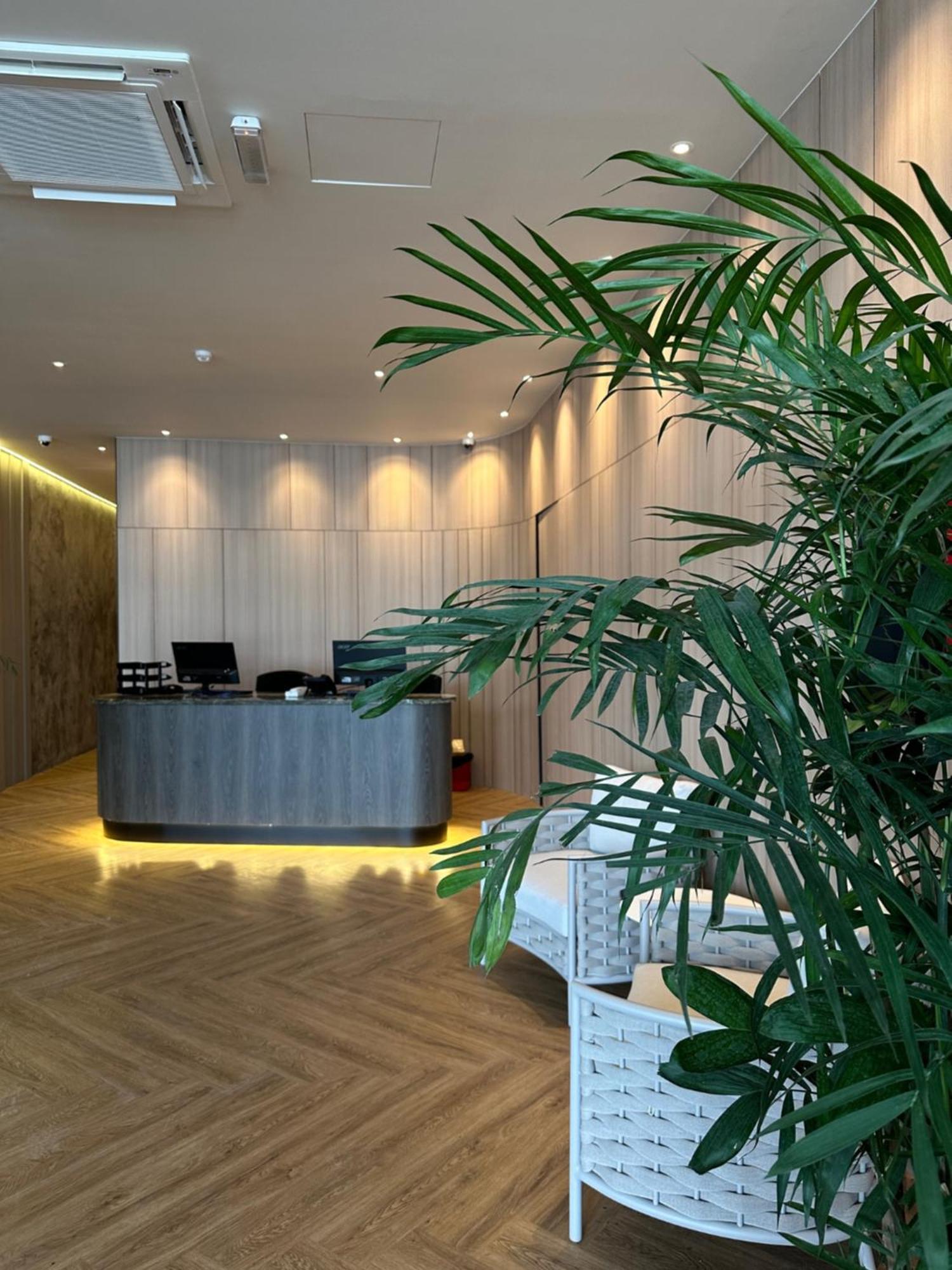 Roxy Hotel Aiman Кучінг Екстер'єр фото