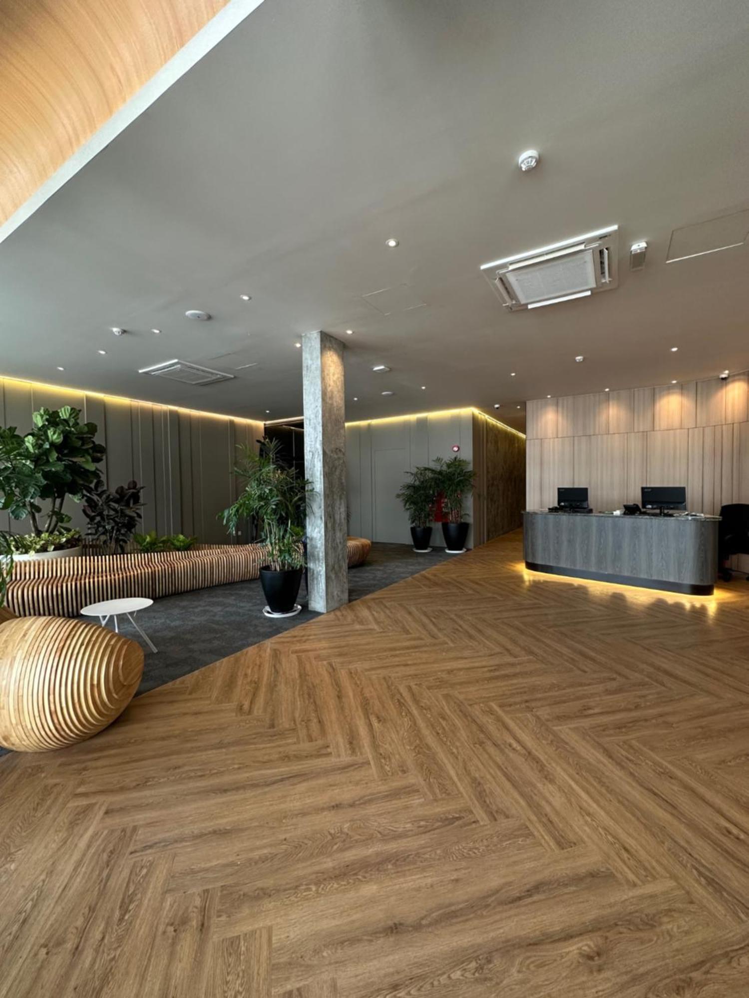 Roxy Hotel Aiman Кучінг Екстер'єр фото